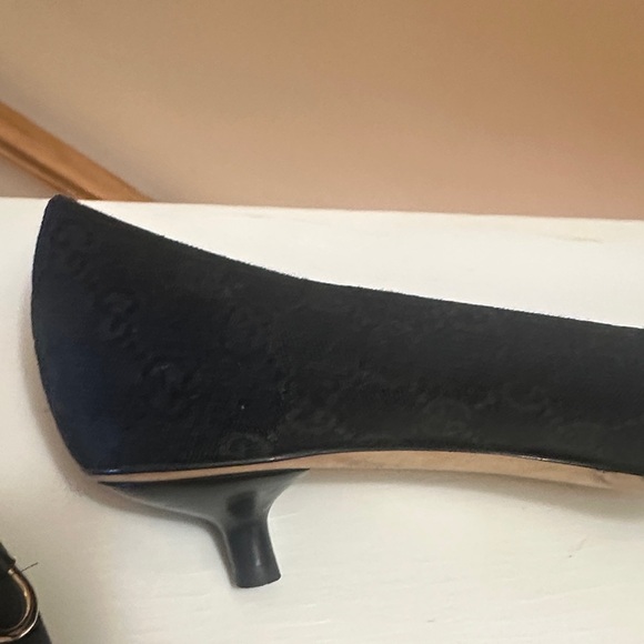 Gucci Black Kitten Heels with signature GG Sz 39 - Picture 11 of 12